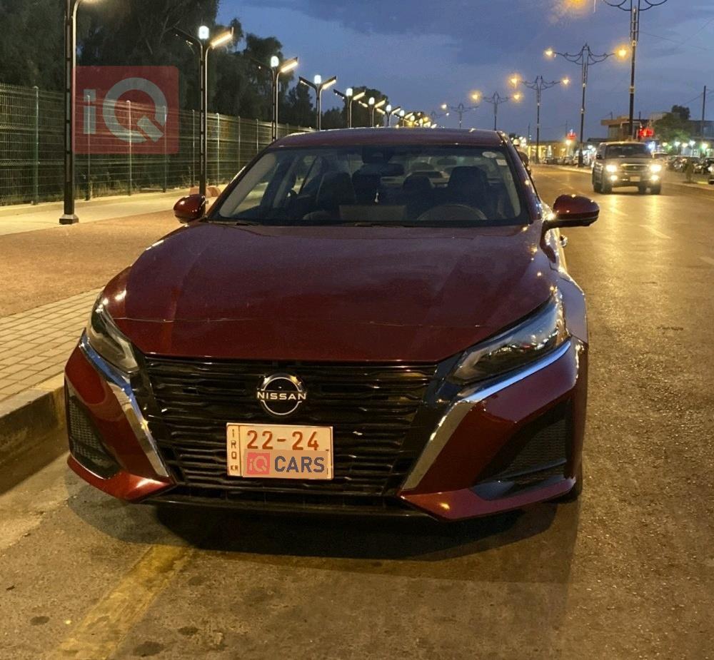 نیسان ئەلتیما